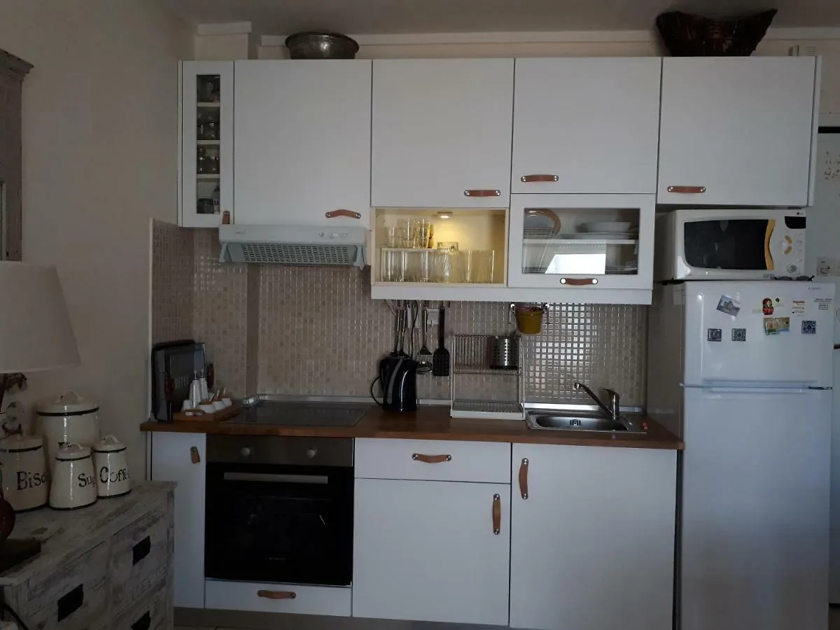 Apartment Cosy Home Peraia