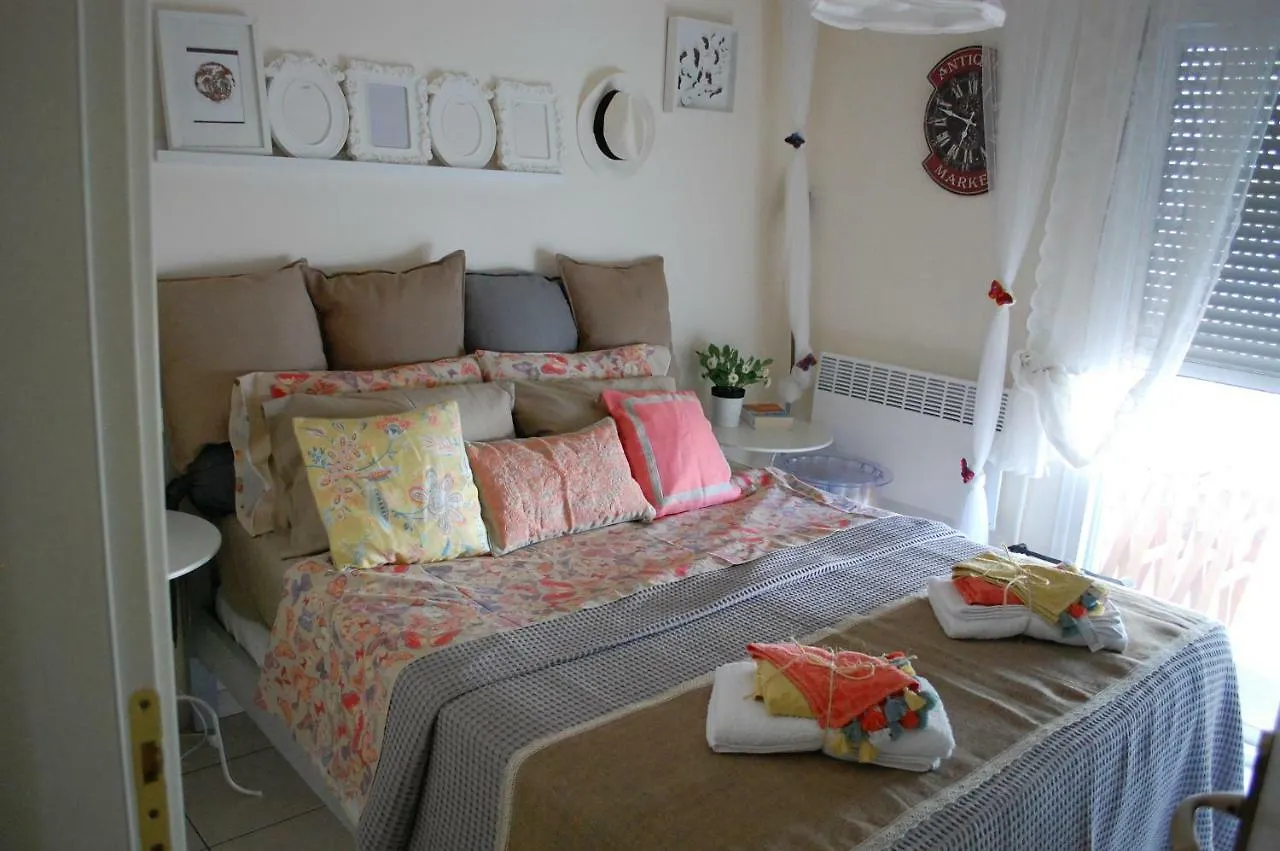 Cosy Home Peraia  Apartment